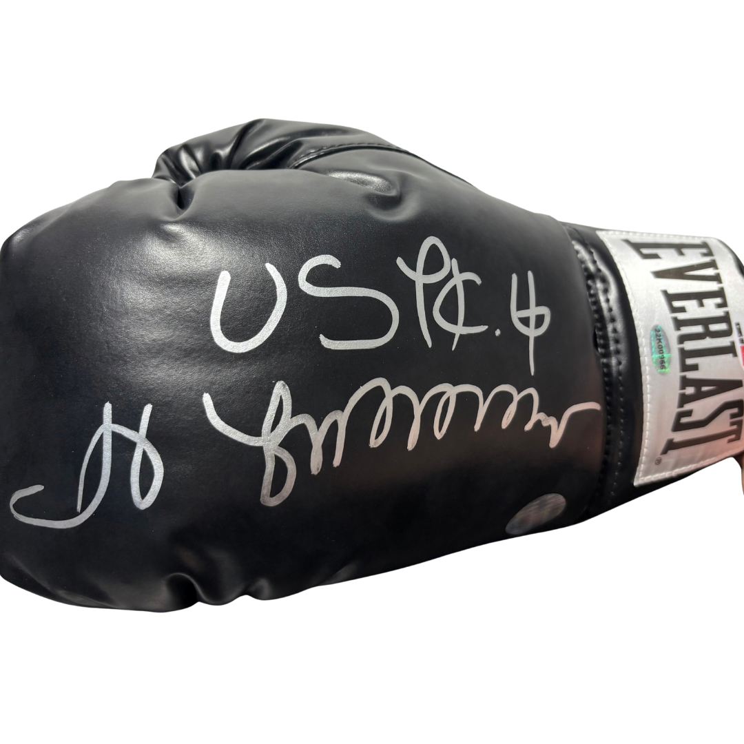 Oleksandr Usyk Heavyweight Champion Authentic Signed Boxing Glove