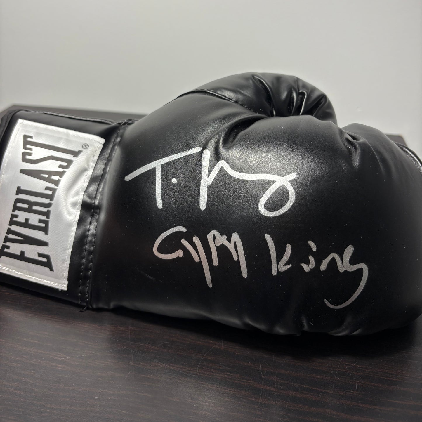 Tyson Fury World Heavyweight Champion Authentic Signed Boxing Glove PSA/DNA inscribed 'Gypsy King'