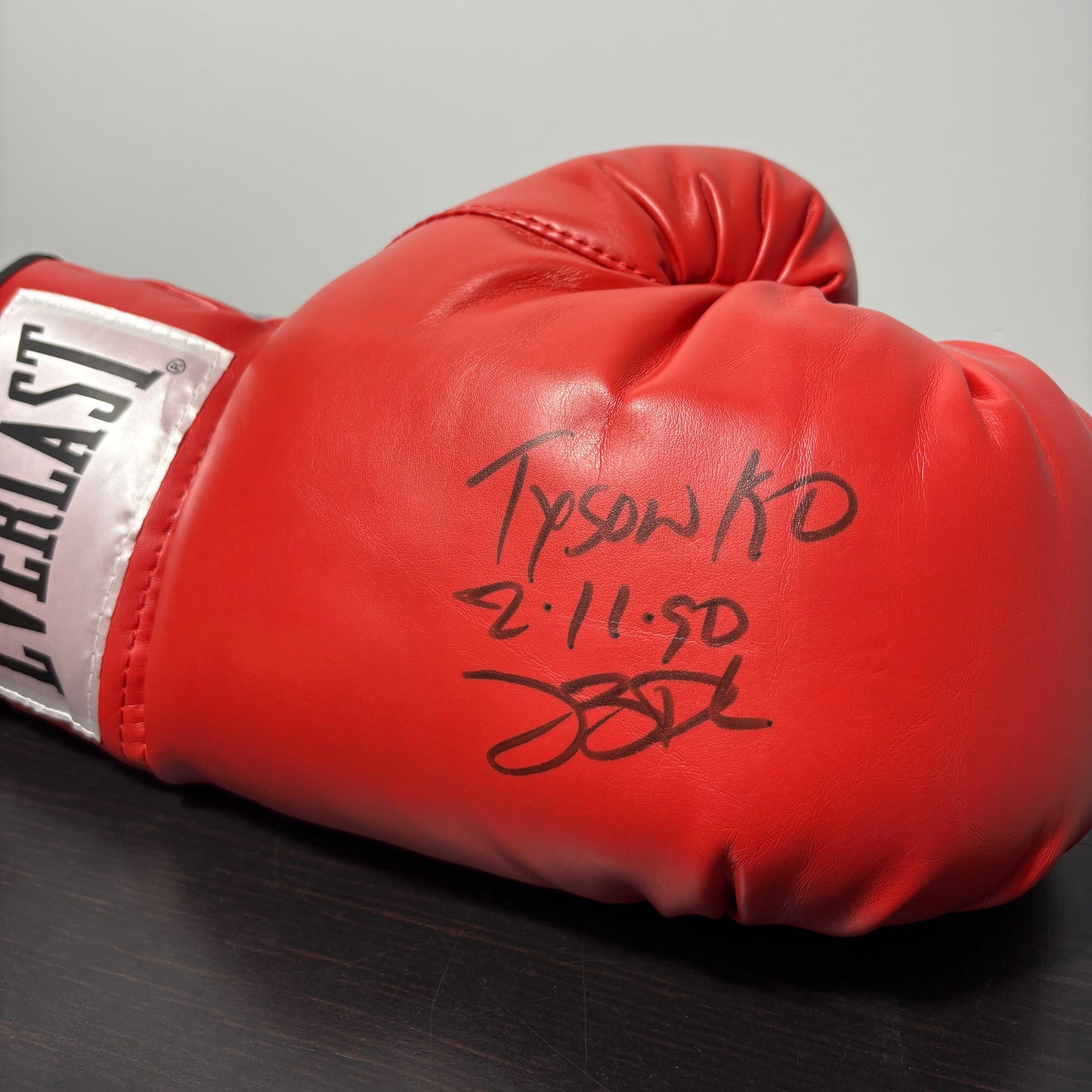 James 'Buster' Douglas World Heavyweight Champion Authentic Signed Boxing Glove inscribed 'Tyson KO 2.11.90'
